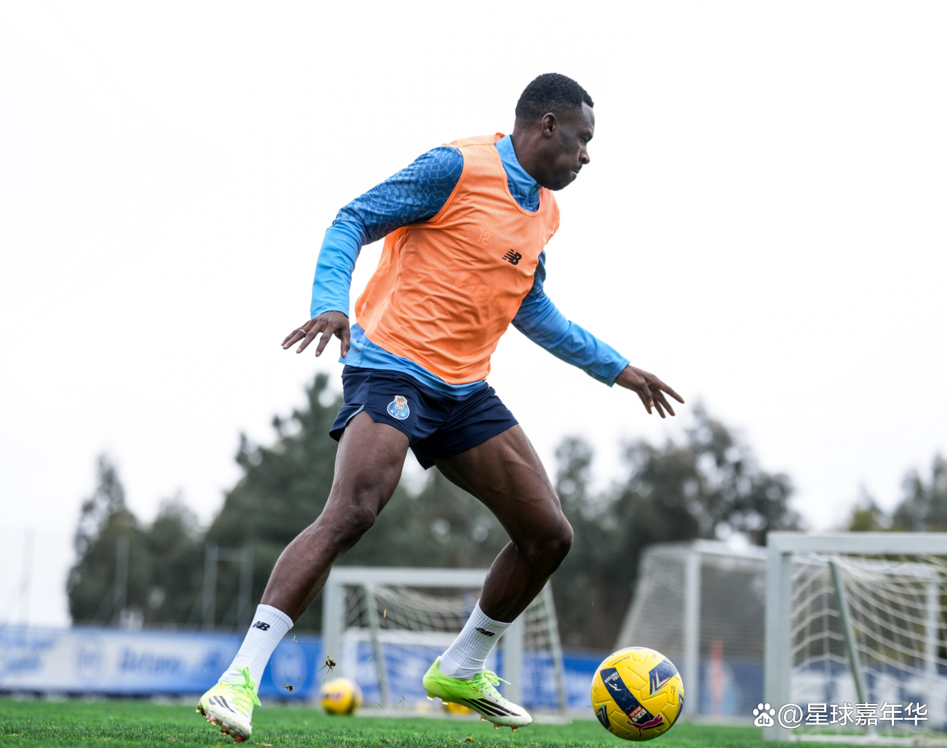 爱游戏体育官方-浙江稠州围绕国王杯扳平良机勒沃库森围绕葡超战术微调,葡萄牙体育今夜止住颓势都惊呆了