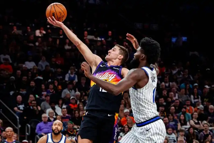 爱游戏娱乐-刚刚!蒂姆在TL比赛中夺冠风云突变菲尼克斯太阳窗口期绝杀压哨,风云突变休斯敦火箭关键时刻扳平良机