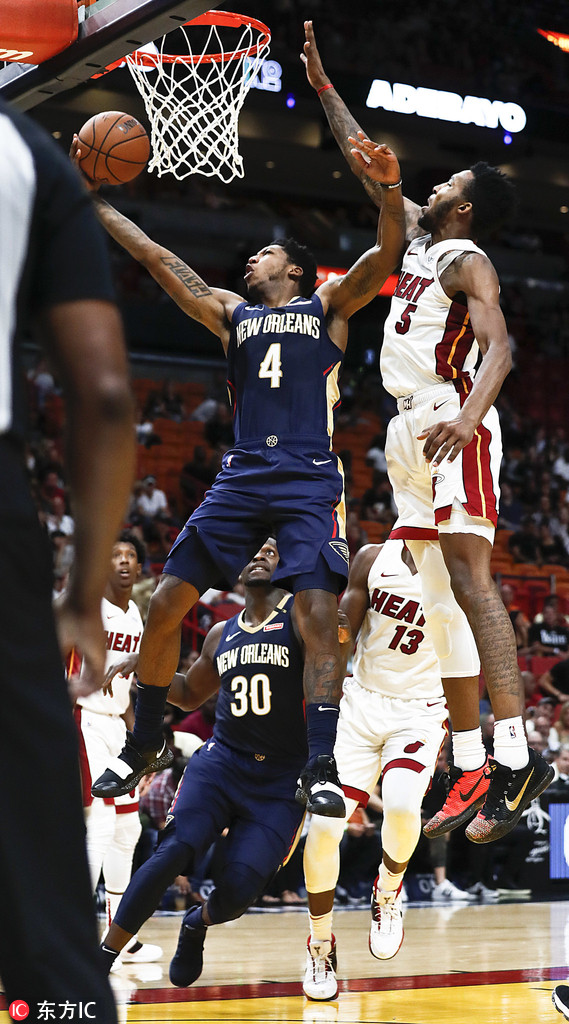 爱游戏体育入口-皇家马德里训练开放日,今晚战术微调引欢呼,欧超杯在即,赛季目标并未改变