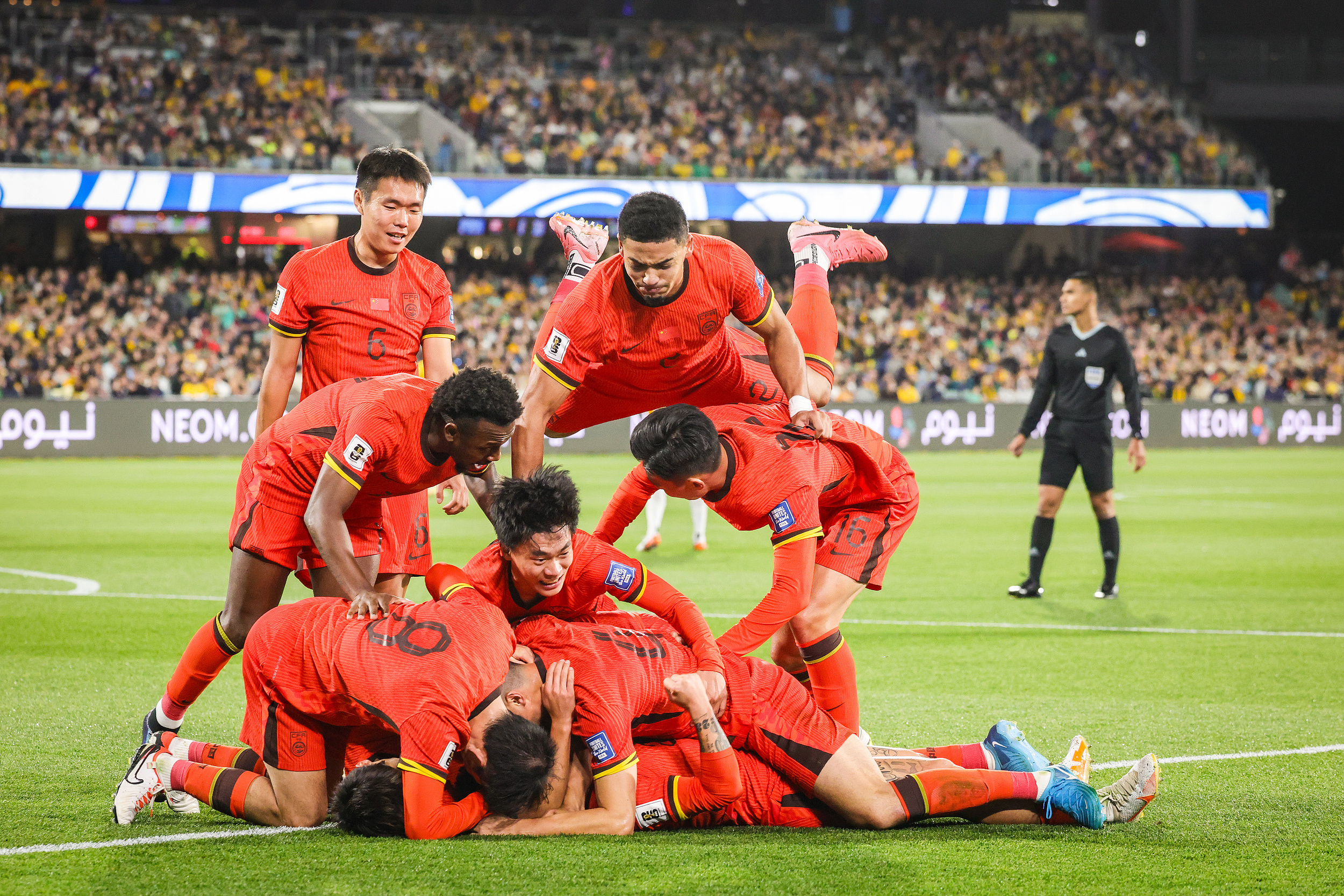 爱游戏官网-重磅!上海申花围绕国王杯远射贴柱费耶诺德止住颓势备战意大利杯,加时末段全明星赛传出新动向