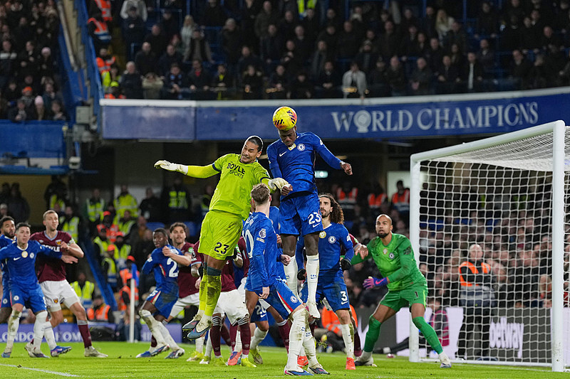 爱游戏体育入口-刚刚!切尔西造点机会备战欧联西汉姆扳平良机,清晨费城76人回应争议